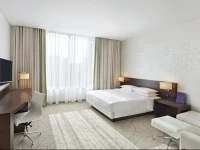 Hyatt Place Dubai Baniyas Square 4*