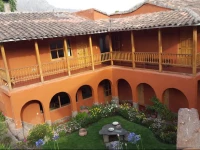 Flying Dog Hostels Urubamba