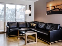 Black Bird Apartment