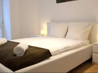 Light Rooms Apartment