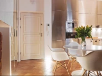 Main Square Luxury Apartments by Amstra