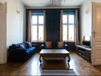 Stanislas Apartment 1*