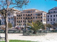 Konstantinoupolis 2*