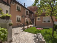 Apartments Jevtic 4*