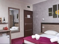 Garni Side One Design Hotel