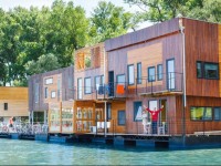 ArkaBarka 2- Floating Dream Apartments