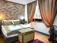 Belle Apartments - Square 8