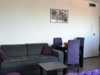 Holiday Square Apartment