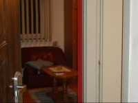 Red Wall Studio Apartment