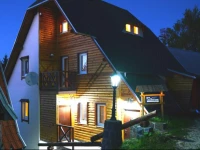 SneЕѕna KuД‡a Apartments