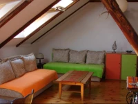 Lazin Rooms & Apartments