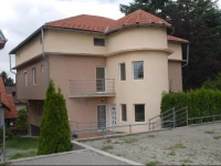 Vila V i D Apartments