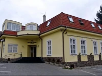 ZГЎmockГЎ koruna u Hoffera