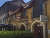 PenziГіn Stefarez New