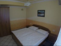 GostiЕЎДЌe Pri Dveh Petelinih