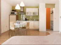 Apartment Rainbow Studio