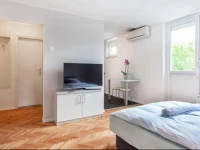 Sweet Center Apartment