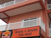 Moon Travel Guesthouse
