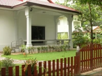 Baan Klang Aow Beach Resort