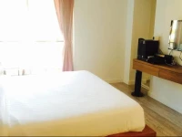 Replay One Bedroom Suite 180