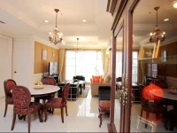 Central Bangkok 2+1 Bedroom Apartment on Soi 18