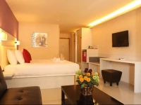 Prom Ratchada Residence