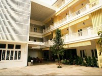 Sri Krungthep Hotel 3*