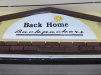 Back Home Backpackers 1*