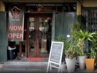 Bed and Butler Hostel