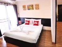 ZenRooms Boss Prakanong