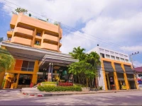 FuramaXclusive Sandara Hua Hin at Cha-am Beach