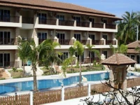 Whispering Palms Suite