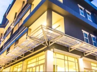 The Battery Park Midtown Villa