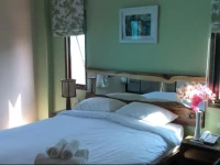 Tree Retro Tasala Hotel