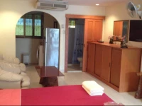 Happy Valley Pattaya 2*