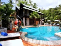 Boomerang Village Resort