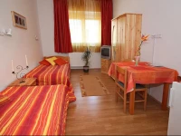 Hungaria Apartments 2*