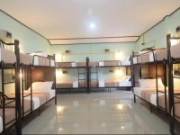 Lanta Long Beach Hostel