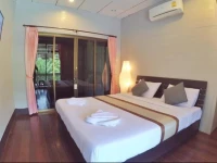 Marina Hut Guest House