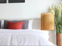 Two Villas Holiday Phuket: Two Villas Suite Serviced Apartment Nai Harn Beach