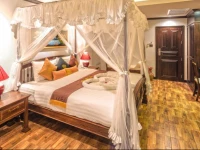 Tanawan Phuket Hotel