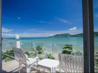 The Front Hotel and Apartments