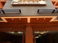 Lotus Hotel Patong