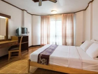 Seashore Pattaya Resort