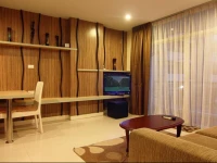 Ocean Pearl Apartment