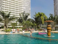 View Talay 7 by Knut