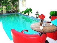 Cozy Pool Holiday home