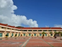 Howard-Superior House