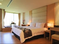 Tai-Yi Red Maple Resort