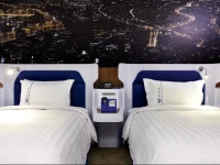 Airline Inn Green Park Way 4*